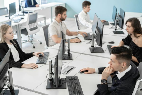 Top outils personnalisés et solutions d'IA pour entreprises